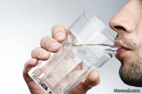 گرفتگی صدا تنها با نوشیدن آب درمان نمیشود