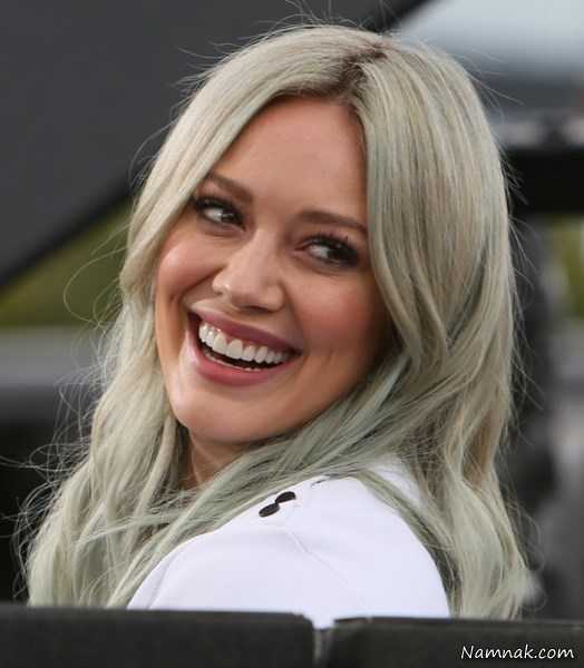 رنگ مو و های لایت های Hilary Duff