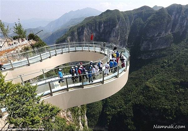 پل شیشه ای خارق العاده در چین 