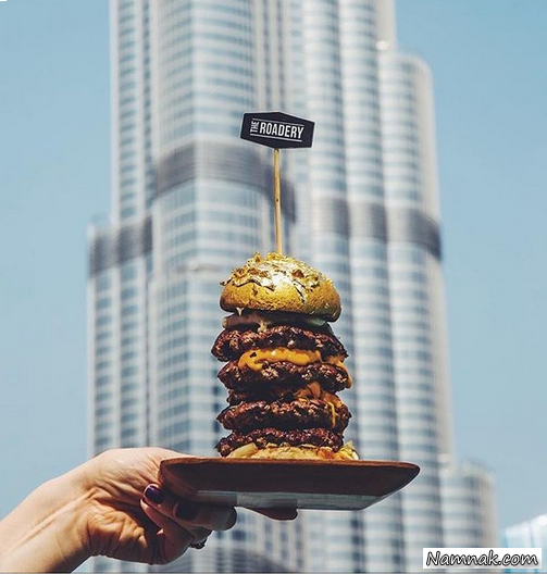 پسر حاکم دبی در حال خوردن همبرگر طلا! + تصاویر