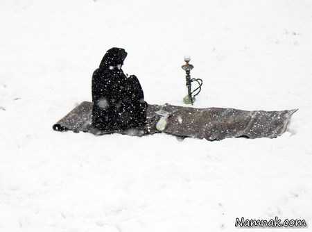 قلیان کشیدن وسط برف در پیست اسکی ؟! + تصاویر