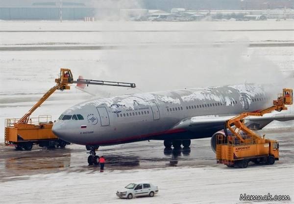 چگونه فرآیند یخ زدایی از هواپیما انجام میگیرد؟