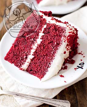 طرز تهیه کیک قرمز مخملی - کیک زیبا و جالب دولایه رنگی | ایران کوک