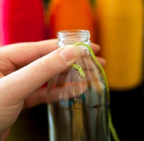 	بطری های شیشه ای دور ریختنی را به گلدانی زیبا تبدیل کنید | وب 