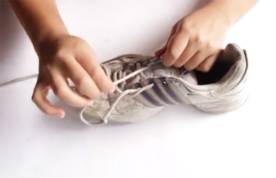 تمیز کردن کفش سفید با روش های کاربردی و جدید | وب 