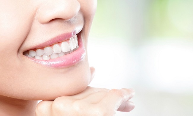 روش های سفید کردن دندان در خانه بدون نیاز به دندانپزشکی