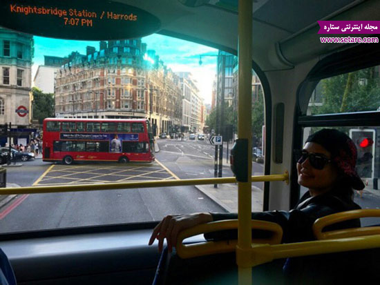 	عکس الناز شاکر‌دوست در اتوبوس‌های لندن