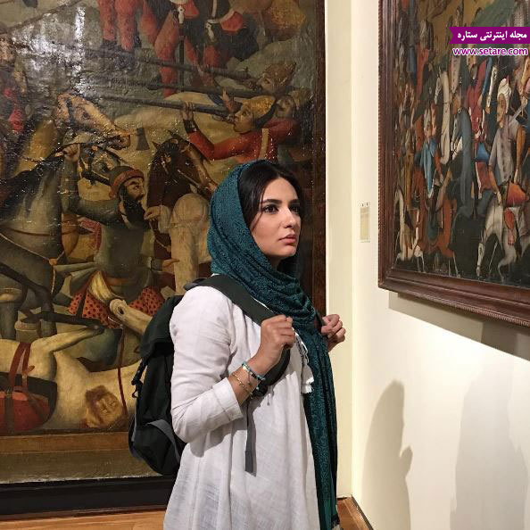 	عکس لیندا کیانی در موزه ملى تهران