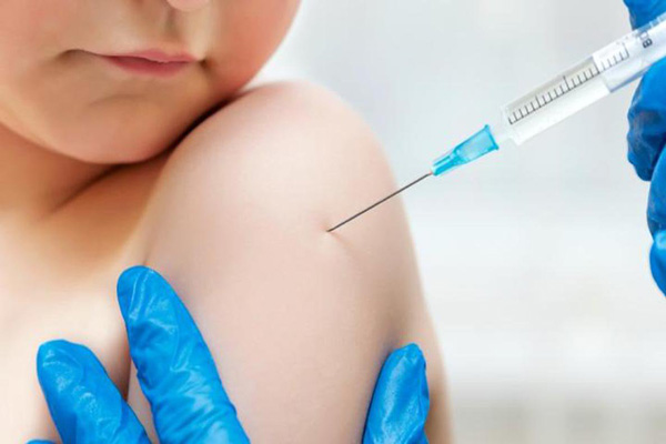 در مورد واکسن 18 ماهگی کودک خود نگران نباشید!
