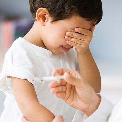 ۷ نکته ضروری برای آماده کردن نوزاد برای واکسن | وب 