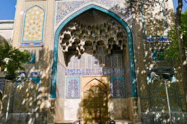	معرفی مسجد چهارباغ اصفهان | وب 