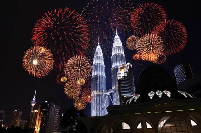 سال نو در مالزی و سنگاپور | وب 