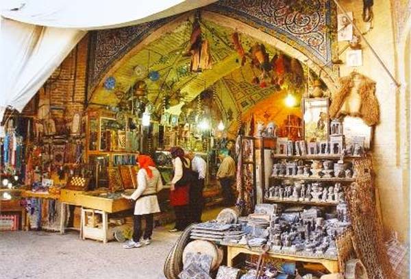 	نگاهی به مراکز خرید شیراز | وب 