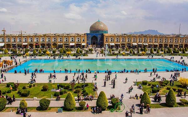 راهنمای سفر در نوروز: معرفی بهترین شهرها برای سفر نوروزی | وب 