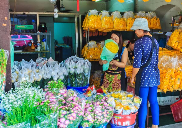 	مراکز خرید تایلند از فروشگاه های مدرن تا بازارهای محلی | وب 