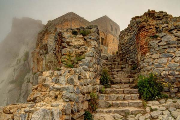 	قلعه بابک؛ اقتدار منطقه کلیبر | وب 