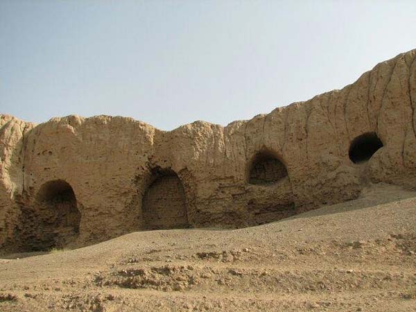 	قلعه ایرج؛ قدیمی‌ترین قلعه خشتی نزدیک تهران | وب 