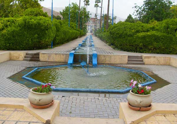 باغ دلگشای شیراز را بیشتر بشناسید | وب 