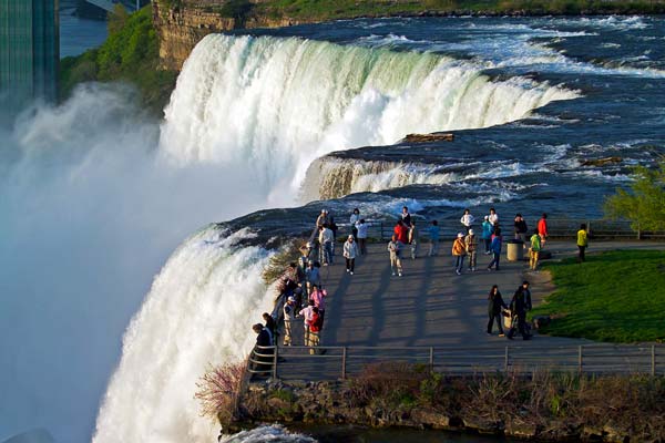 	آبشار نیاگارا، معروف ترین آبشار جهان | وب 