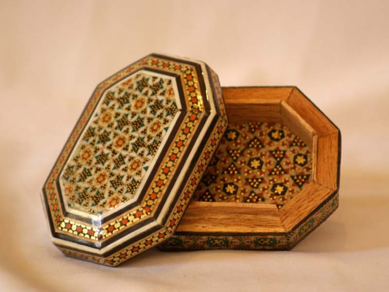 	سوغات اصفهان چیست؟ | وب 