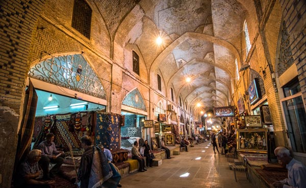 بازار وکیل شیراز، قلب اقتصادی شهر