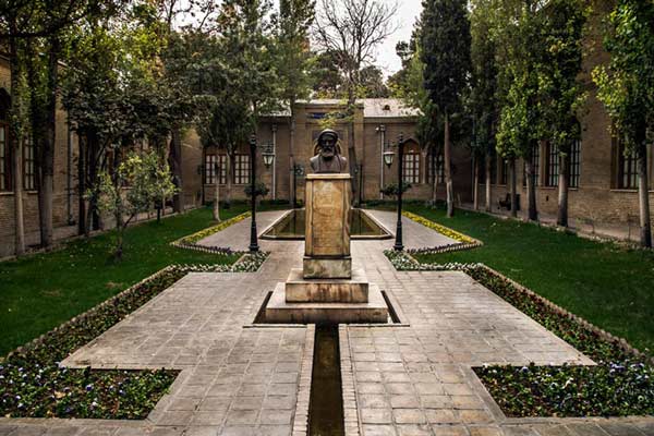 	باغ نگارستان تهران، قلب هنر ایرانی | وب 