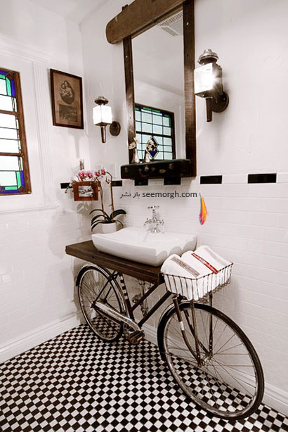 با دوچرخه های قدیمی حمام تان را تزئین کنید